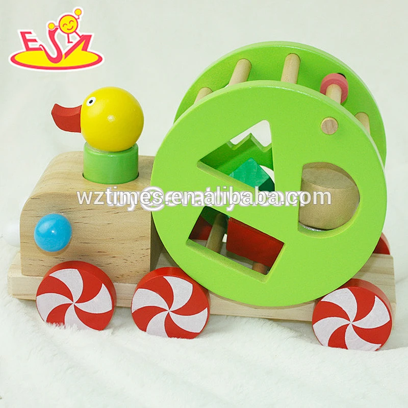 Wholesale hottest sale children wooden animal shaped pull along toy for fashion W05B163