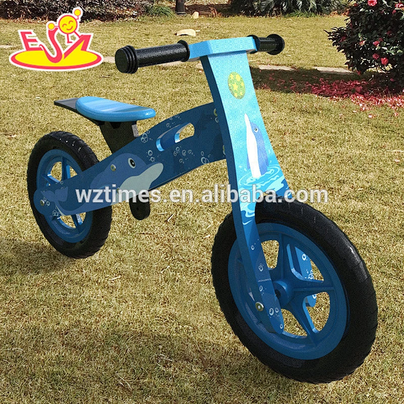 2018 Wholesale best walker growing exercise car wooden balance car W16C171