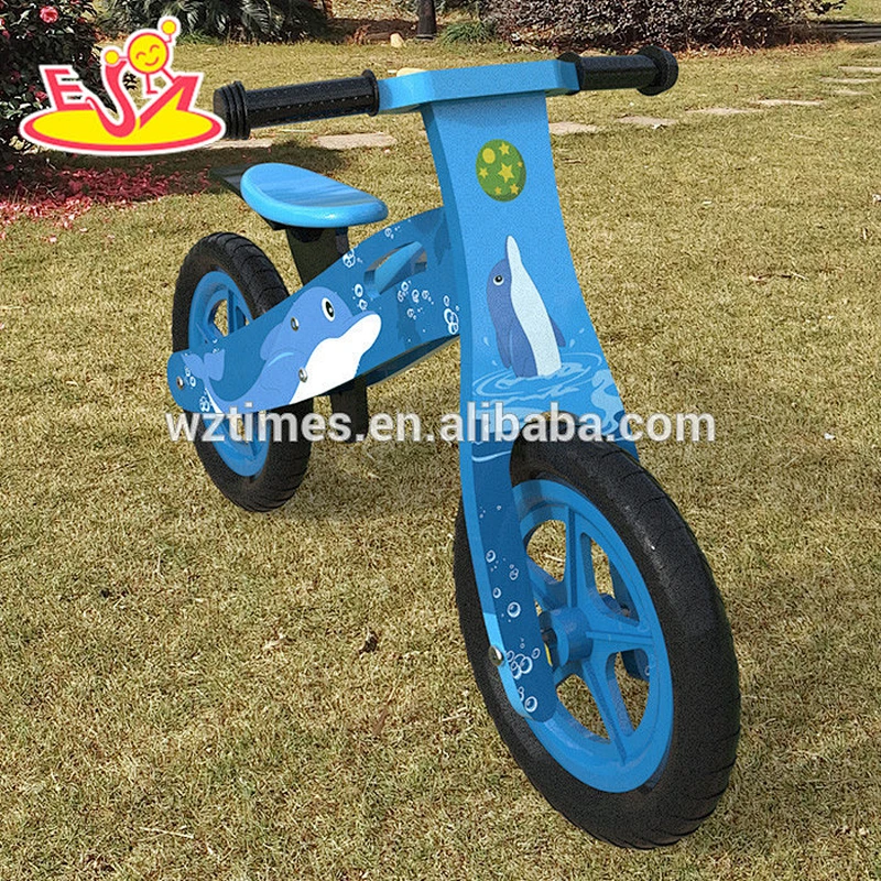2018 Wholesale best walker growing exercise car wooden balance car W16C171