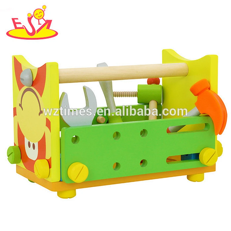 wholesale cartoon baby wooden screw toy for education W03C020