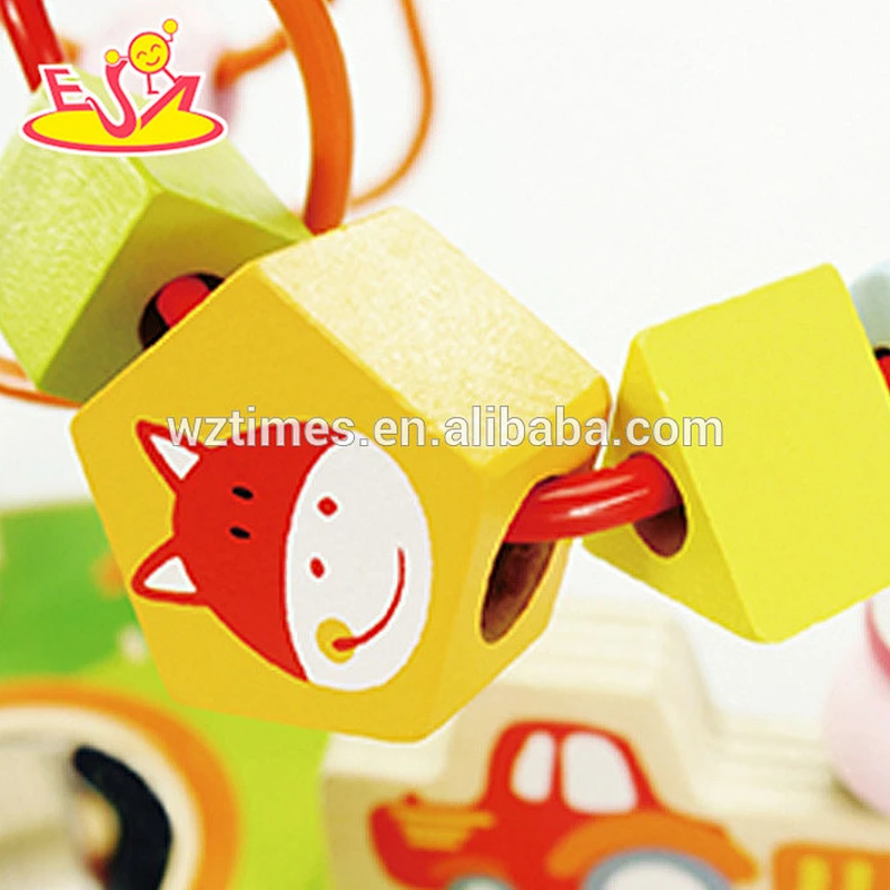 Hölzernes Schnur des Spielzeugs des Großhandelsgeschenkkornspielzeugs 3d für Kinder W11B102