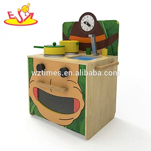 2018 Nuevo diseño original mono de madera colorido juego de cocina para niños juego para fingir W10C381