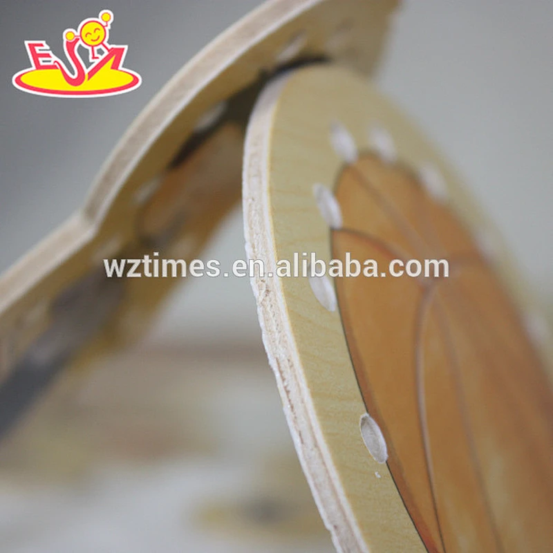 Venta al por mayor de moda de madera tarjeta de cordón de juguete ejercicio niños práctica capacidad W11E055