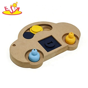 2019 New design interactive wooden dog food puzzle for wholesale W06F114