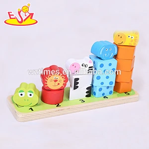 2018 Neues Design Holz Baby Stapeln Spielzeug lustige Holz Stapeln Ringe Spielzeug pädagogische Holz Stapeln Spielzeug für Kleinkinder W13D113