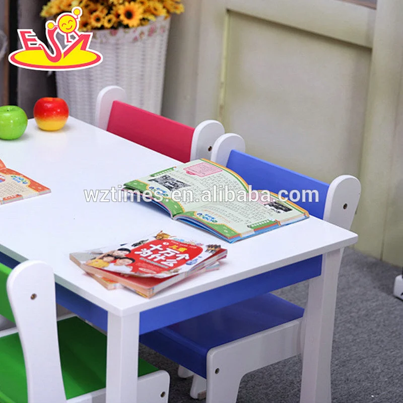Wholesale creative customize children wooden table and 4 chairs as home W08G240