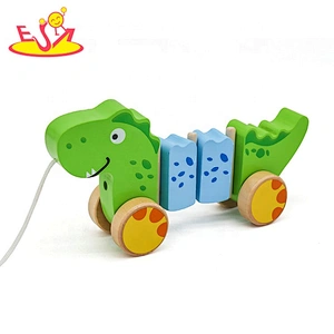 Top sale kids wooden pull along toy with blocks W05C122