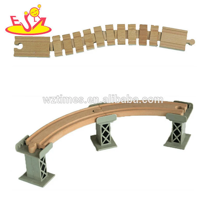 2018 Wholesale mini train tracks toys wooden train track pack for kids W04C143