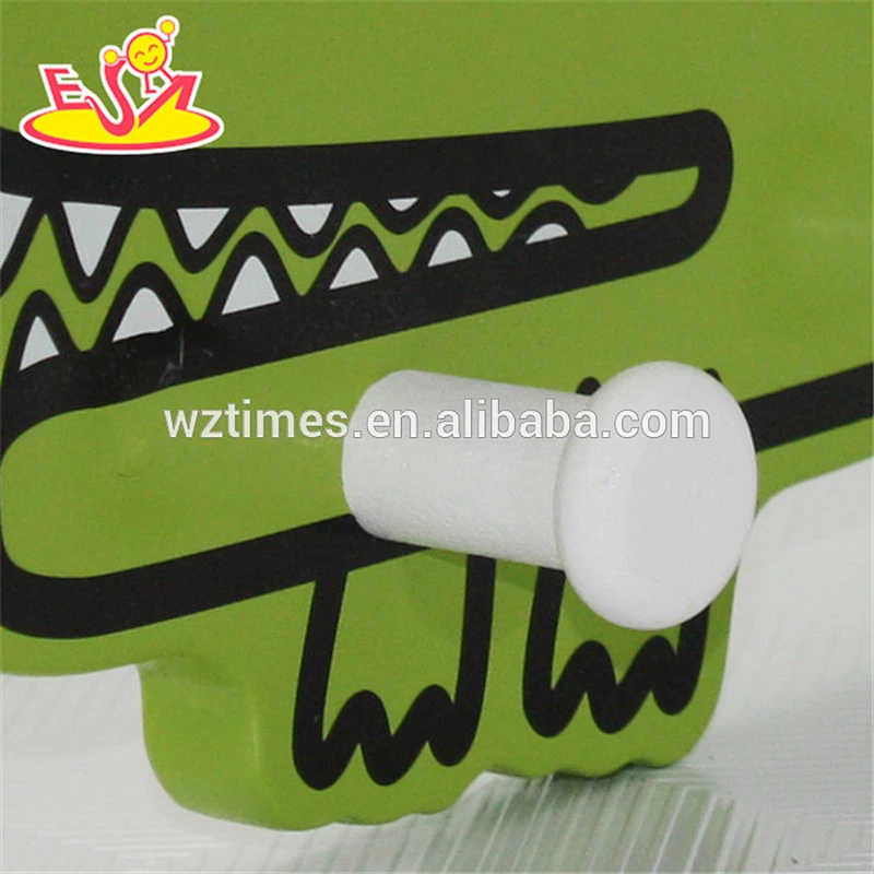 wholesale latest high quality Animal design wooden clothes hook for kids W09B048