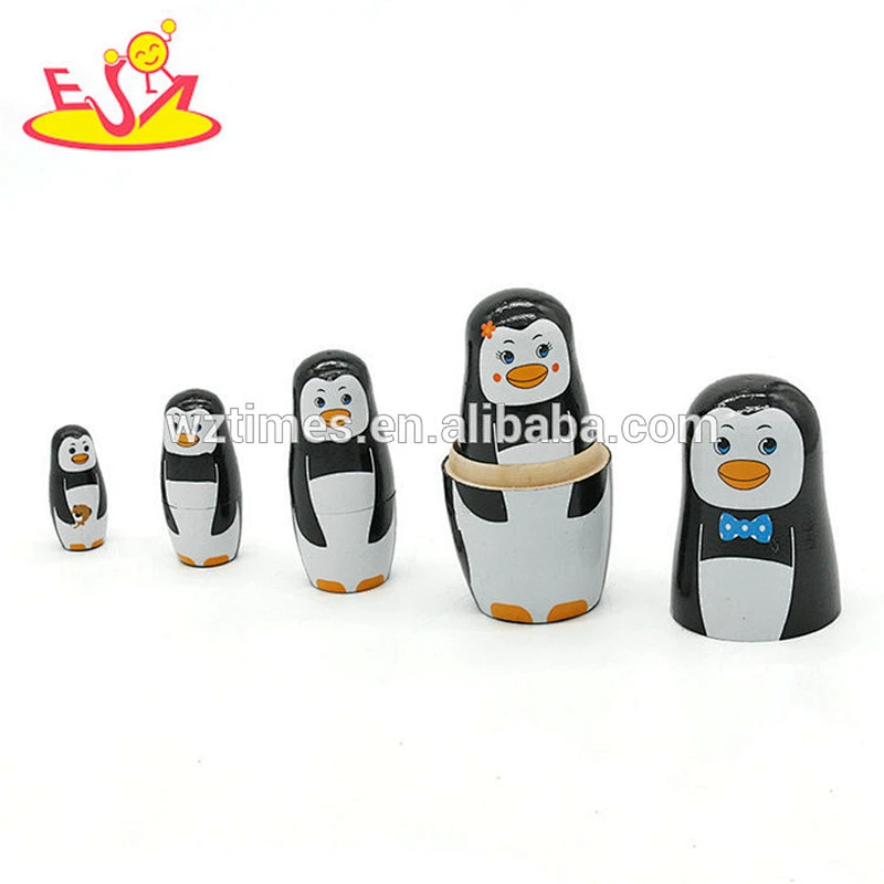 Wholesale cute penguin design wooden toy 5 PCS matryoshka russian doll for kids W06D092