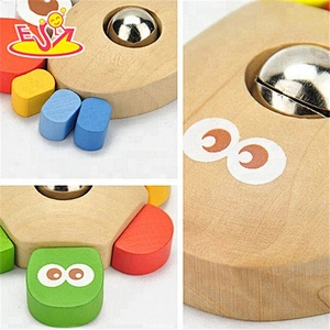 Wholesale lovely kids wooden clutching toy colorful wooden octopus and turtles and crabs clutching toy W08K015