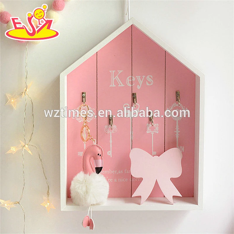 Wholesale houseware white house shape wooden key holder for wall with best price W08C261