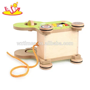 Reizendes multifunktionales hölzernes Tierentwurfsdruckstoßspielzeug für Baby W05B166