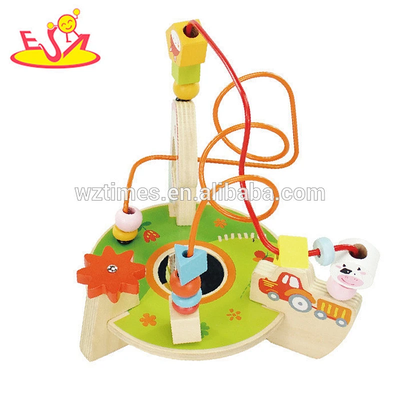 Hölzernes Schnur des Spielzeugs des Großhandelsgeschenkkornspielzeugs 3d für Kinder W11B102