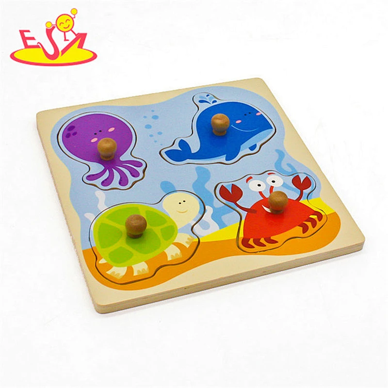 Holzknaufpuzzlespiel des neuen Entwurfspädagogischen Bauernhofes für Baby W14M149