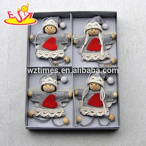 2018 wholesale baby wooden Christmas dolls, lovely kids wooden Christmas dolls, cartoon wooden Christmas dolls W02A218