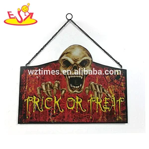 Wholesale halloween party decoration wood ornaments with best price W09D051