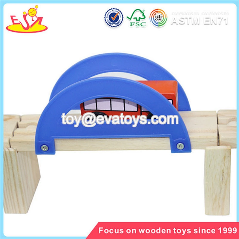 Wholesale high quality wooden desktop train track toy funny wooden desktop train track toy W04C006
