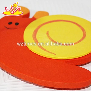 wholesale most popular cute snail shaped wooden hook up for kids W09B036