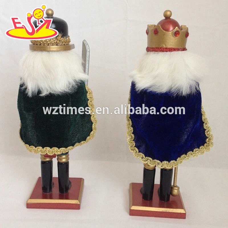 wholesale top fashion wooden large nutcracker soldier for kids like W02A068