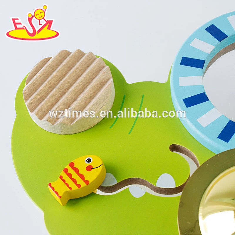 Wholesale best sale crocodile shaped green wooden xylophone musical set toy for children W07A093