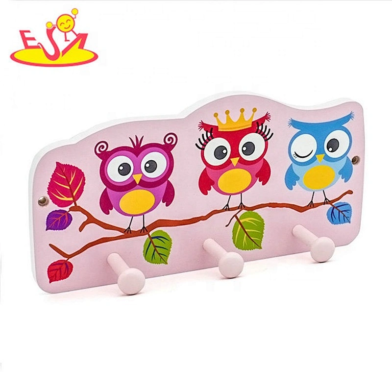 New design cartoon wooden kids wall hooks for hanging W09B090