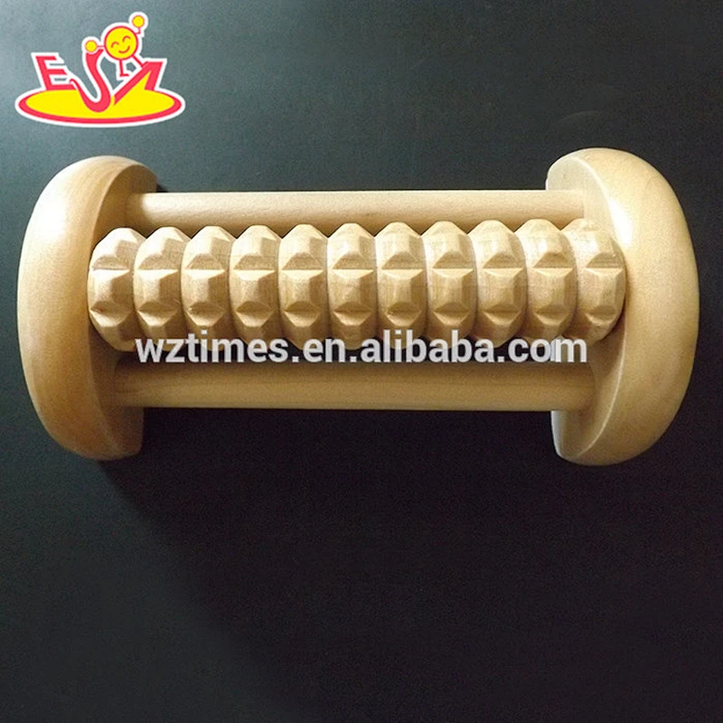 Wholesale new arrival wooden foot roller massager make good effect on body W02A134