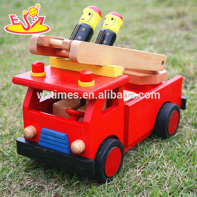 wholesale funny engine wooden fire truck toy for kids W04A267