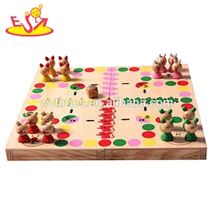Wholesale hot sale animals pattern wooden international chess toy for children W11A023
