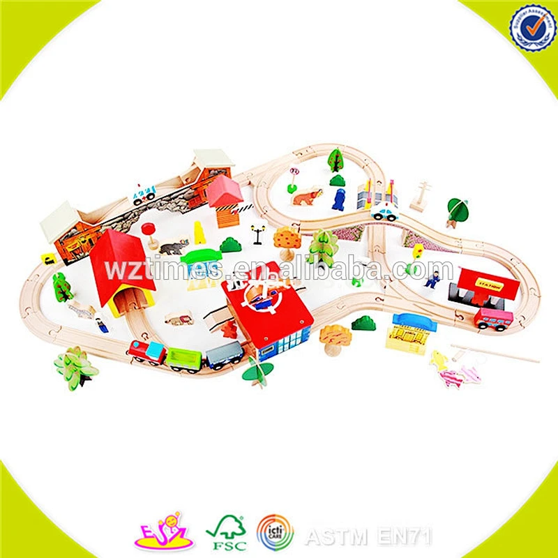 2018 Wholesale preschool kids wooden tracks train toys funny railway toys children wooden tracks train toys W04C067