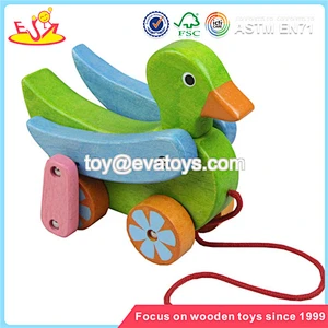 Wholesale beautiful pull wooden train toy new product baby pull wooden animals train toy W05B055