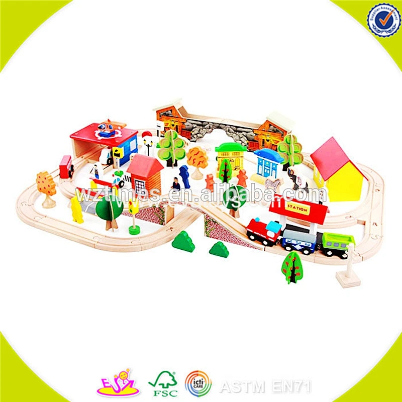 2018 Wholesale preschool kids wooden tracks train toys funny railway toys children wooden tracks train toys W04C067