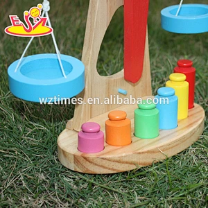 Großhandel Brandneue hölzerne Waage Spielzeug Vorschule hölzerne Waage Spielzeug W11F053
