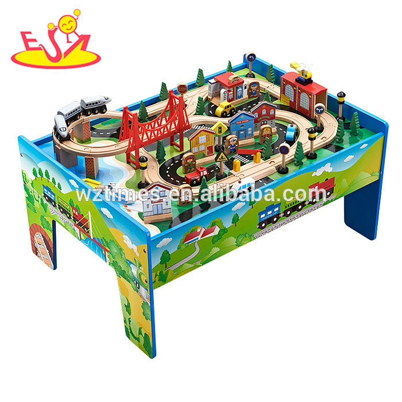 2018 Wholesale educational wooden railway for toddlers W04C068
