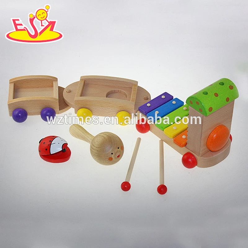 Wholesale interesting children wooden musical instrument train toy bring fun W07A087