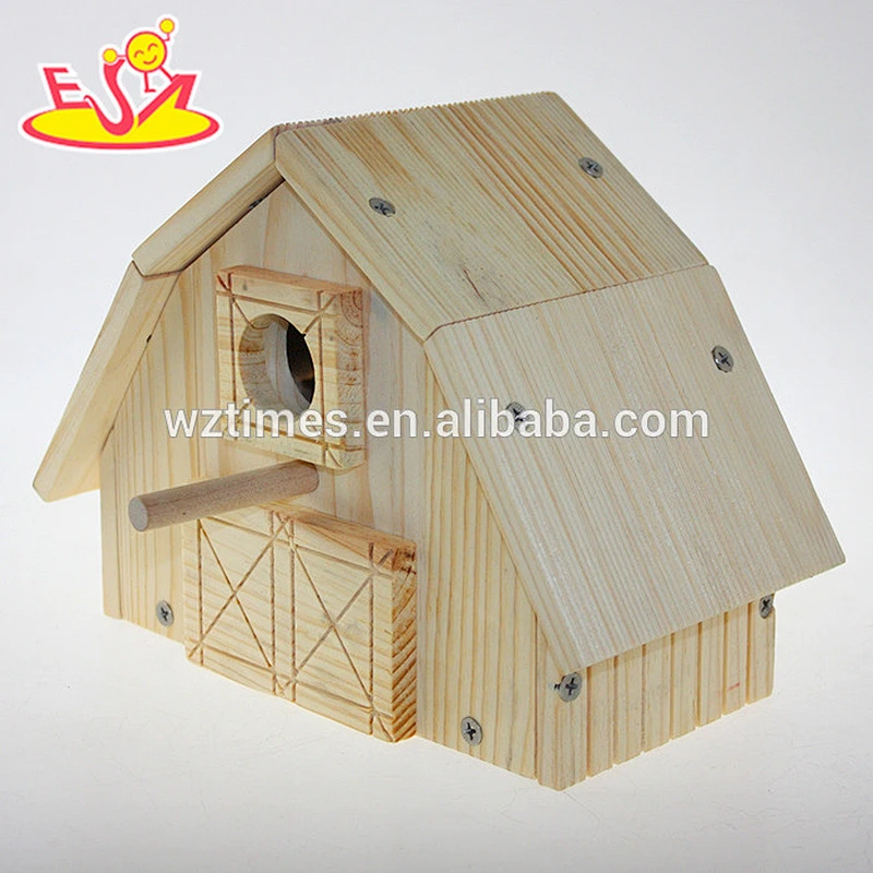 Wholesale high quality wooden bird house natural outdoor hanging wooden bird house W06F012