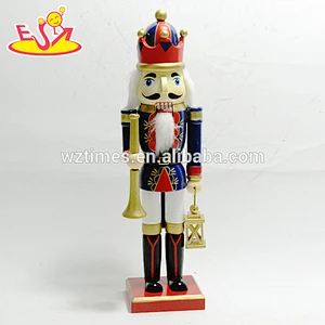 Wholesale customize wooden nutcracker figurines toy as gift W02A199