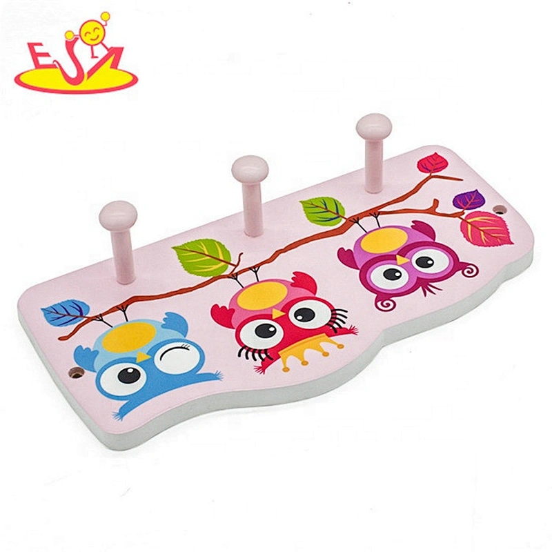 New design cartoon wooden kids wall hooks for hanging W09B090