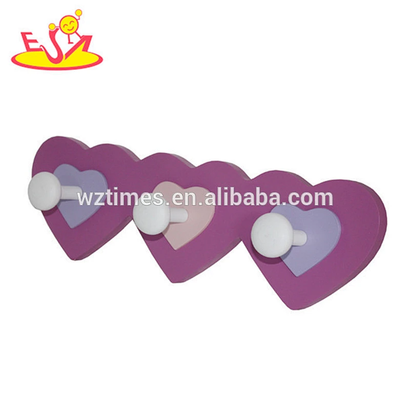 wholesale most attractive design wooden row of hooks for children W09B032