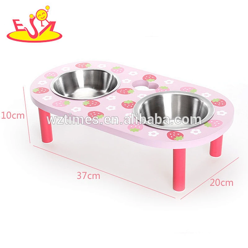 wholesale most popular pink strawberry pattern wooden pet feeder W06F014