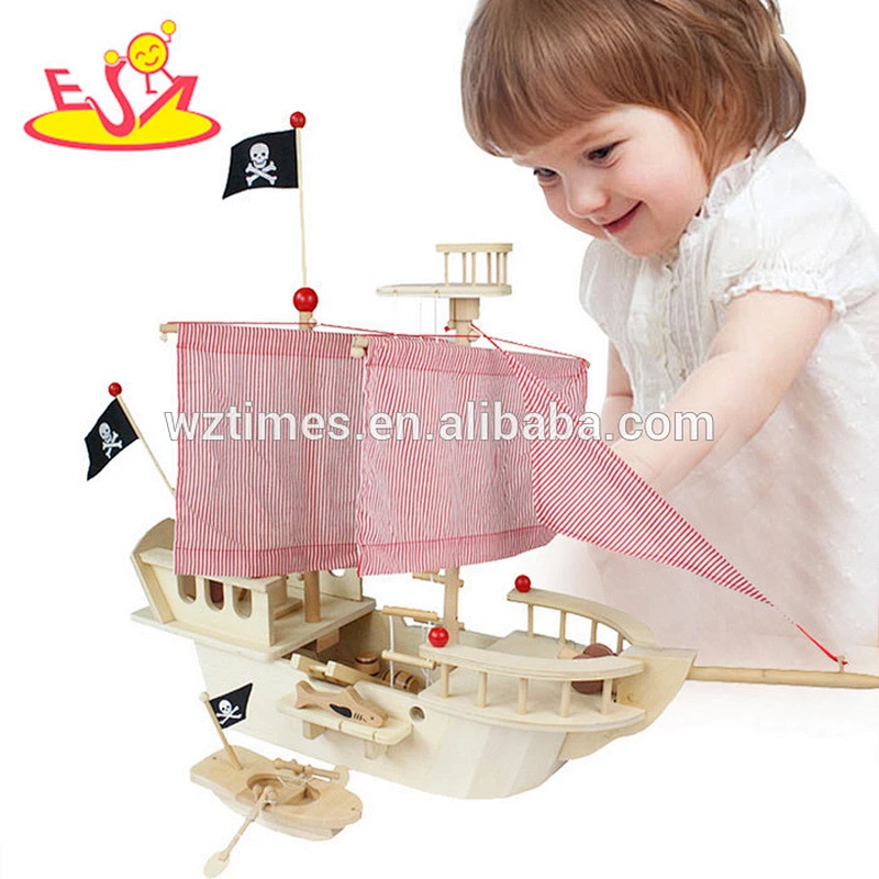 Wholesale diy funny wooden pirate boat toys for kids W03B056