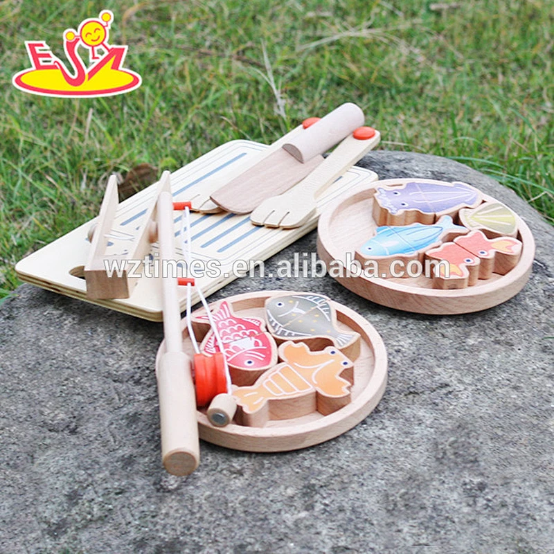 2018 New design baby wooden toy fishing pole new design kids cooking fish wooden toy fishing pole W01A069