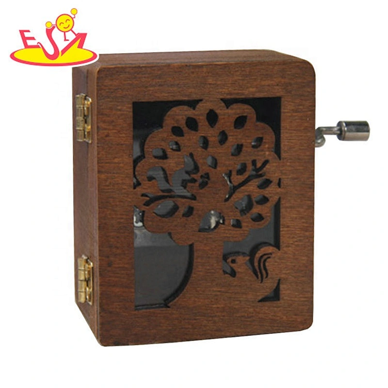 Customize vintage hand cranked kids wooden musical box toy for wholesale W07B075