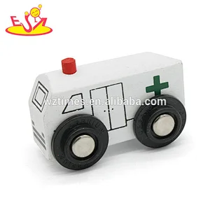wholesale cheap small wooden toy cars compatible with all major train tracks W04C119