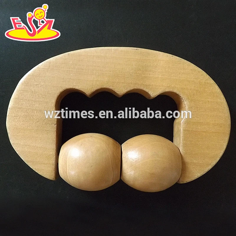 Wholesale fashionable wooden hand roller massager help body relax W02A111