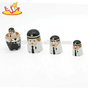Wholesale best birthday gift for kids policemen design wooden toy 5 pcs nesting doll W06D093