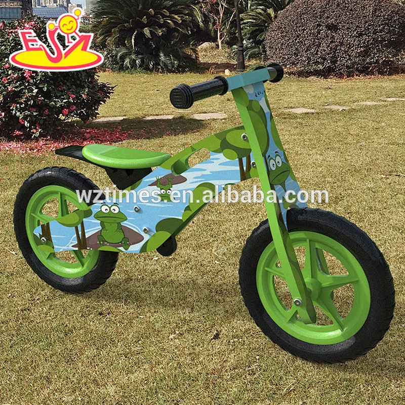 2018 Wholesale cheap wooden children bike without pedals for toddlers W16C175