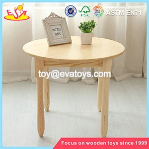 Wholesale simple style kids wooden round table and 4 chairs used in home and school W08G232