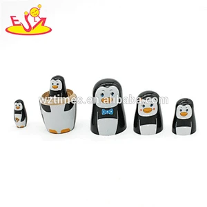 Wholesale cute penguin design wooden toy 5 PCS matryoshka russian doll for kids W06D092