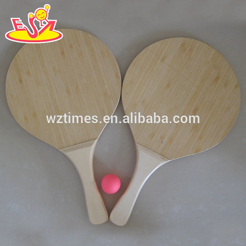 Wholesale wonderful beach ball toy wooden beach rackets set for kids' muslc exercise W01A112